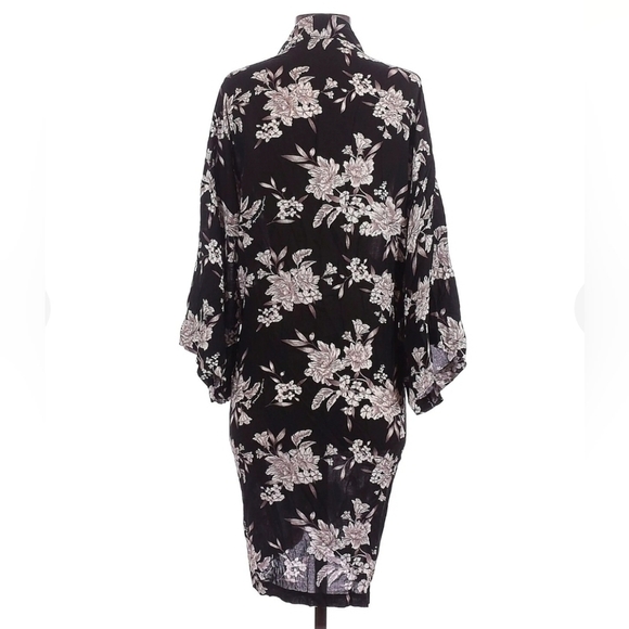 Spiritual Gangster Maya Kimono Robe in Black and Pink Monochrome Floral Print - Picture 8 of 8